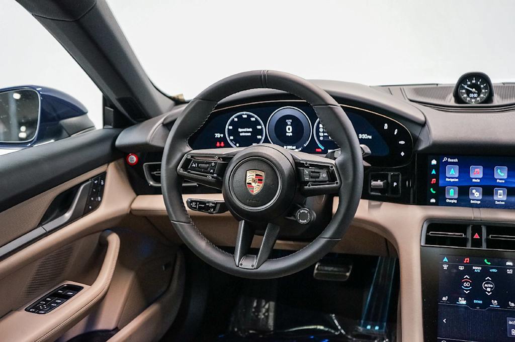 Thumbnail: 2026 Porsche Taycan - 8