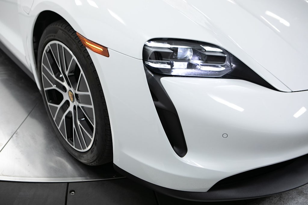 Thumbnail: 2024 Porsche Taycan - 19