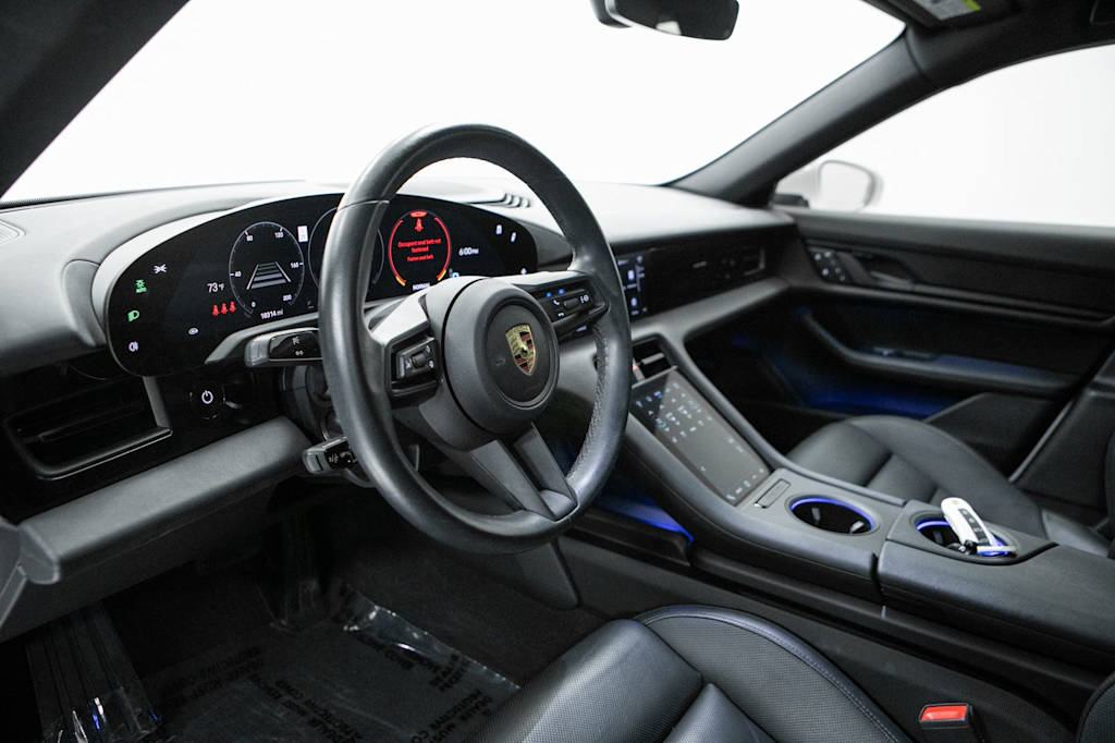 Thumbnail: 2024 Porsche Taycan - 2