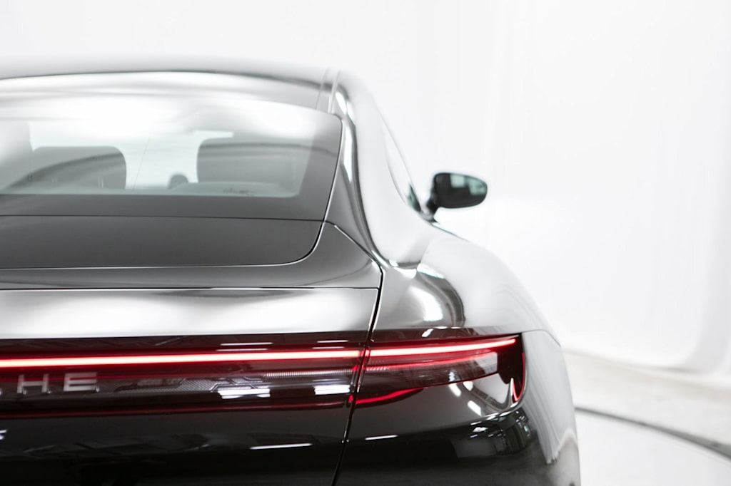 Thumbnail: 2026 Porsche Taycan - 25