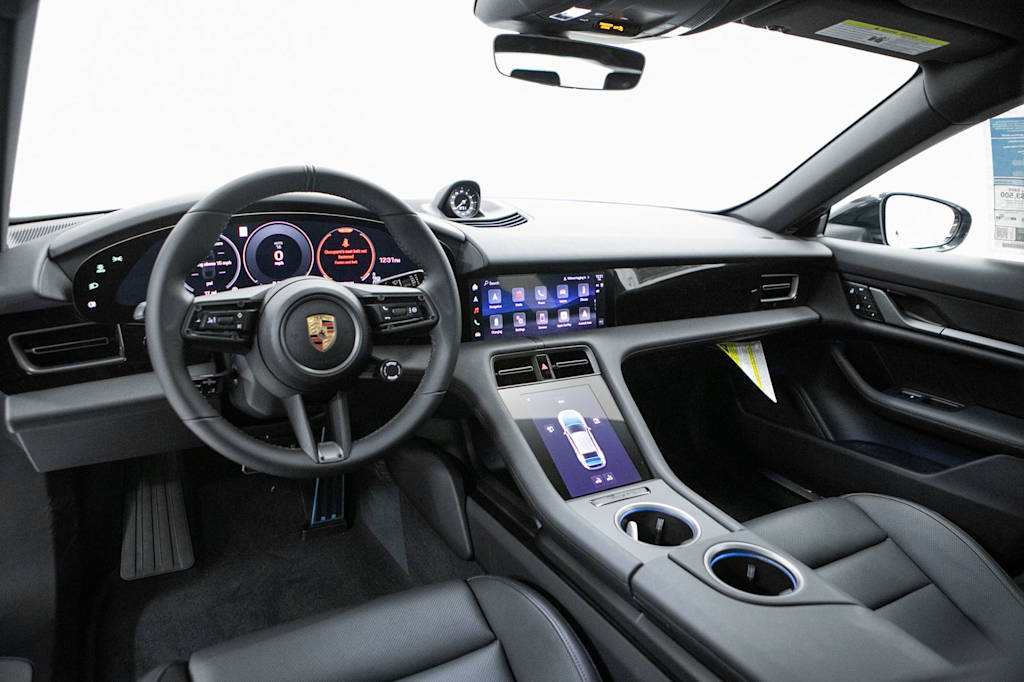 Thumbnail: 2026 Porsche Taycan - 6