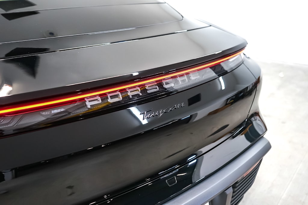 Thumbnail: 2026 Porsche Taycan - 6
