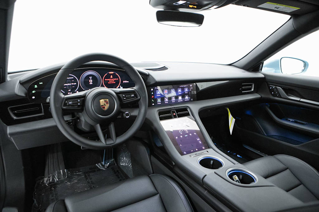 Thumbnail: 2026 Porsche Taycan - 6