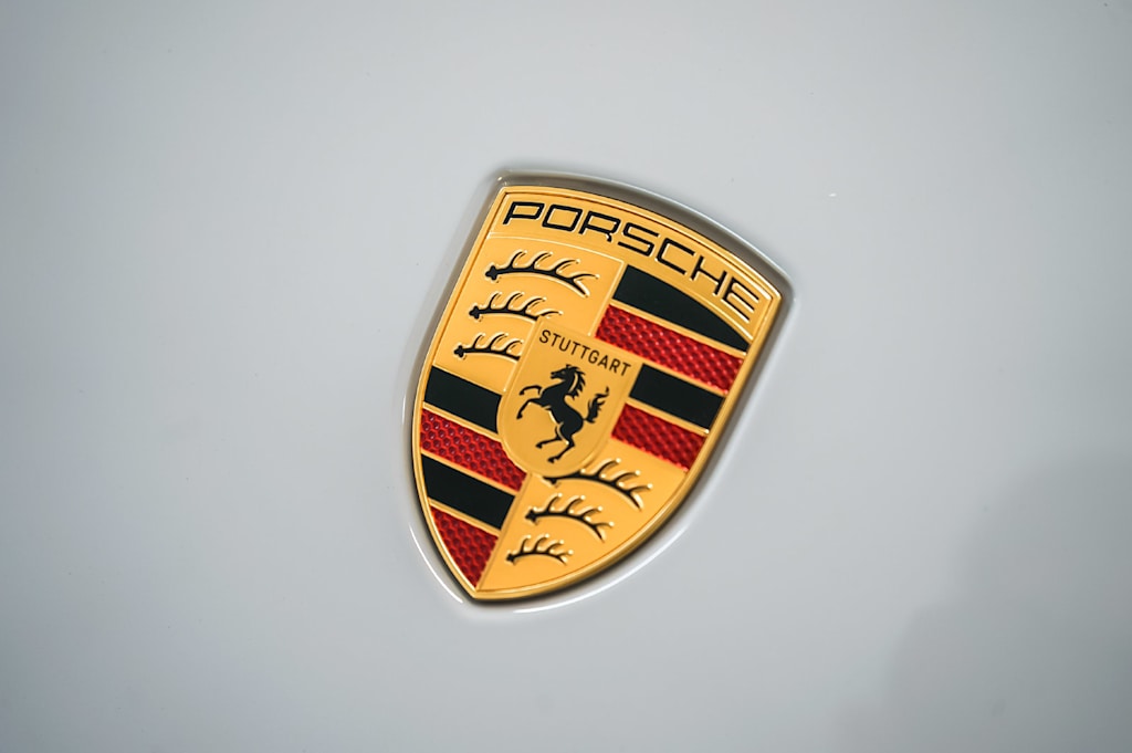 Thumbnail: 2026 Porsche Taycan - 25