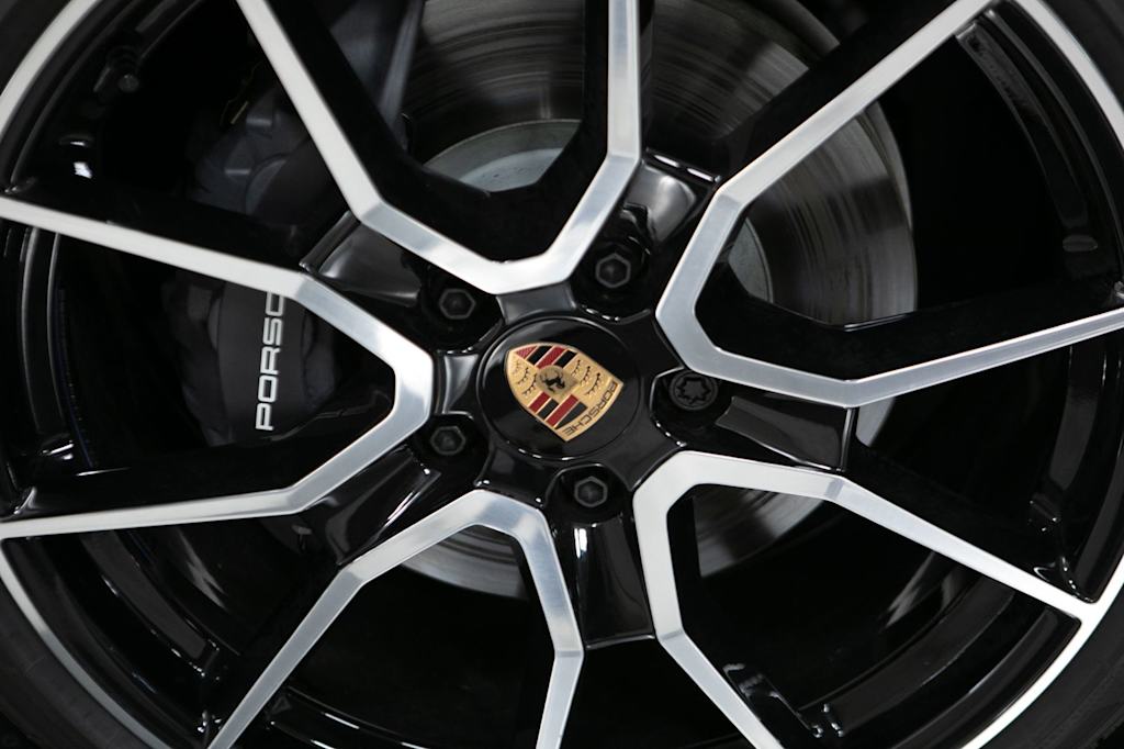 Thumbnail: 2026 Porsche Taycan - 7