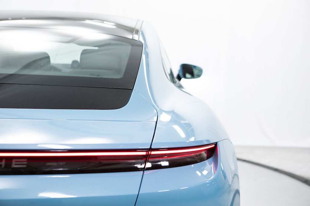 Thumbnail: 2026 Porsche Taycan - 22