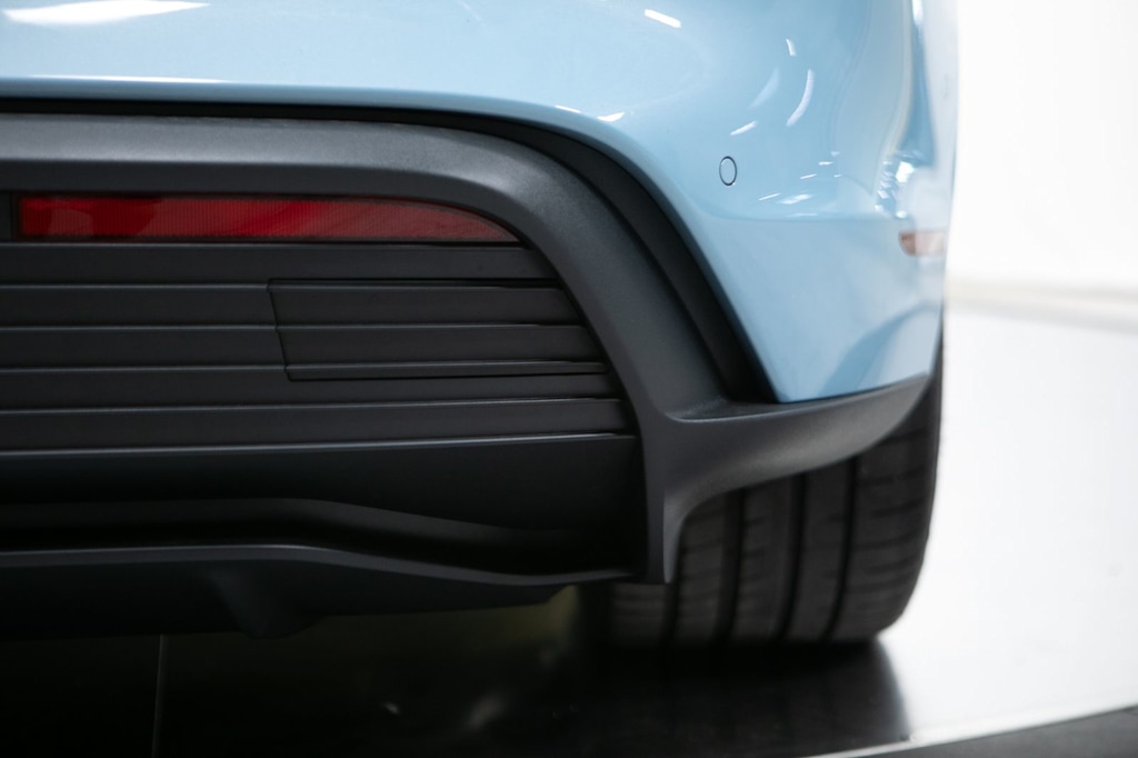 Thumbnail: 2026 Porsche Taycan - 21