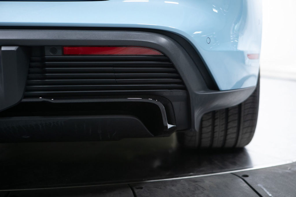 Thumbnail: 2026 Porsche Taycan - 20