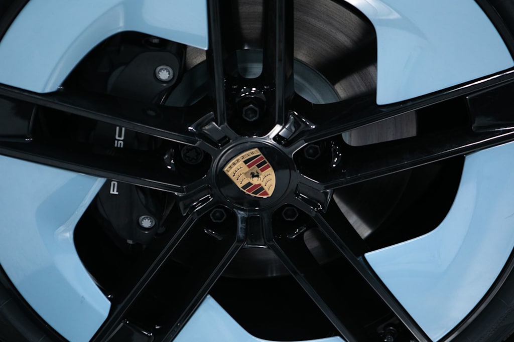 Thumbnail: 2026 Porsche Taycan - 5