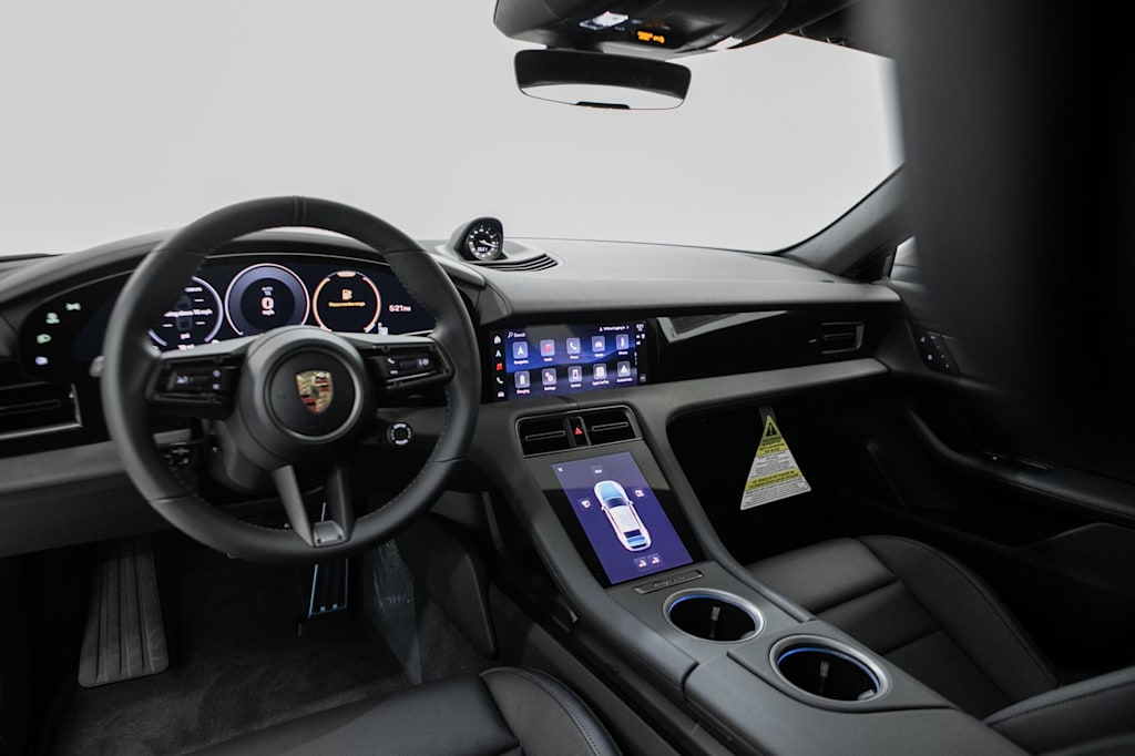 Thumbnail: 2026 Porsche Taycan - 8