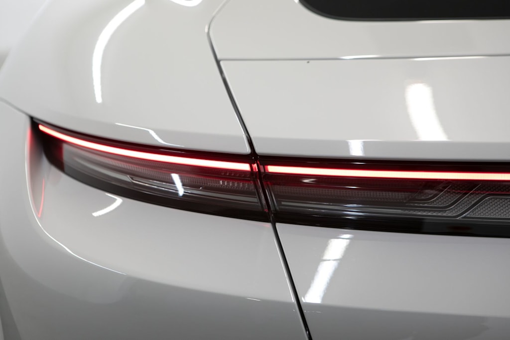 Thumbnail: 2026 Porsche Taycan - 34