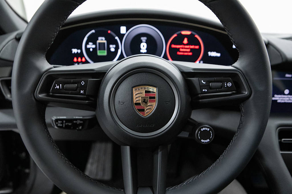 Thumbnail: 2026 Porsche Taycan - 9