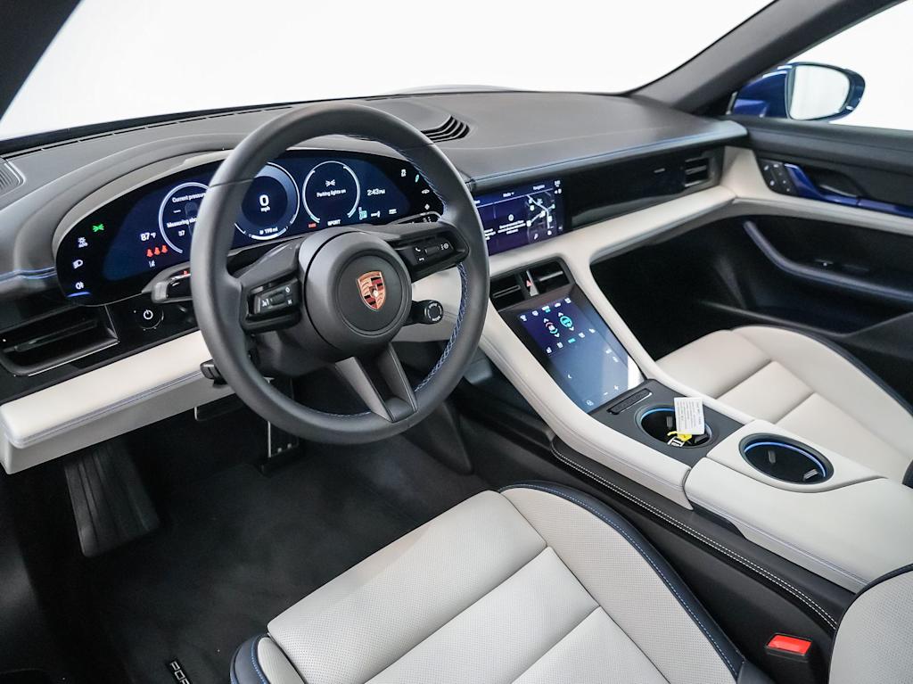 Thumbnail: 2026 Porsche Taycan - 2