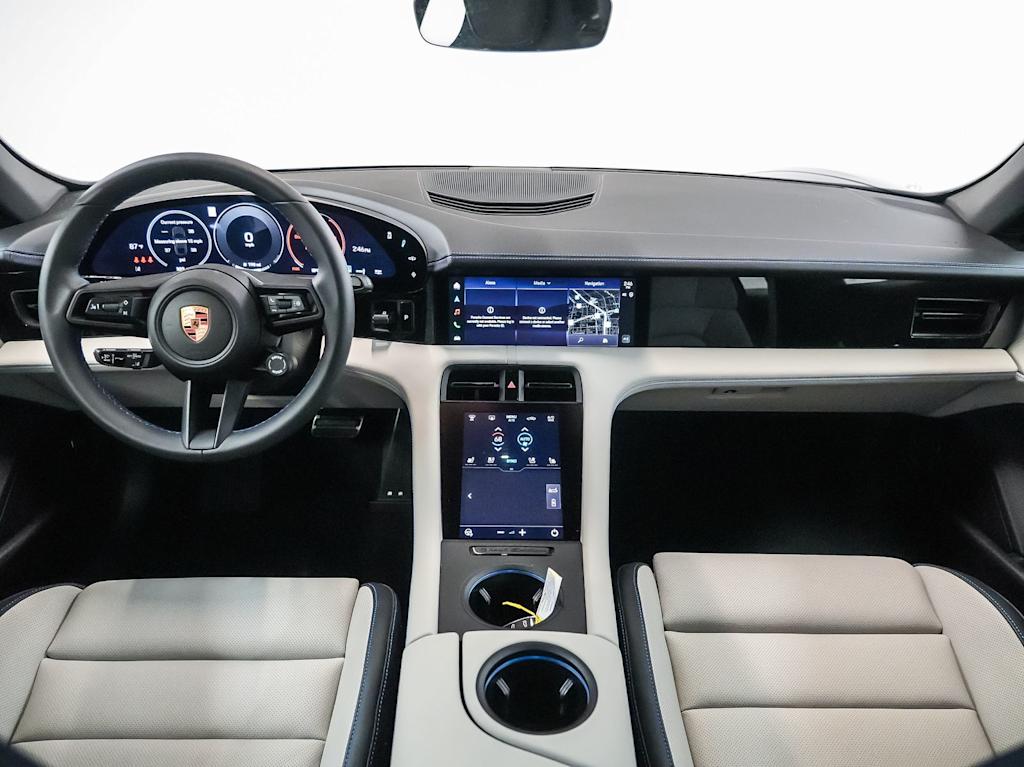 Thumbnail: 2026 Porsche Taycan - 8