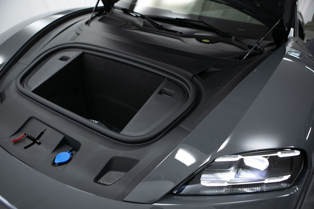 Thumbnail: 2026 Porsche Taycan - 39