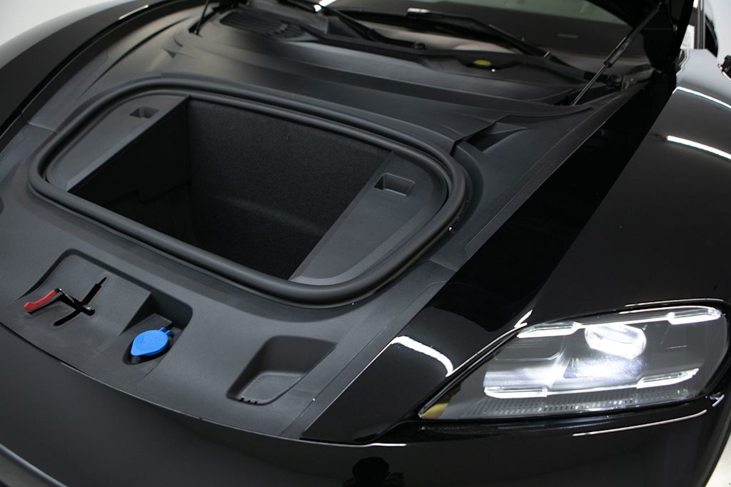 Thumbnail: 2026 Porsche Taycan - 34