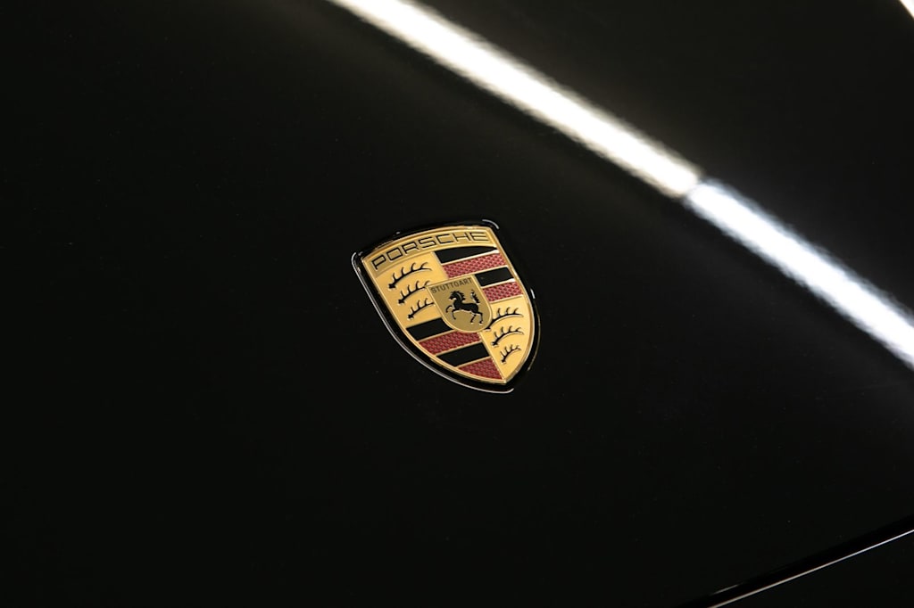 Thumbnail: 2026 Porsche Taycan - 21