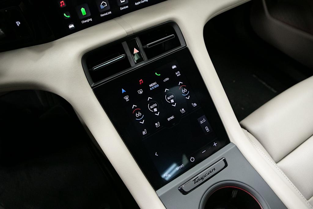 Thumbnail: 2024 Porsche Taycan - 13