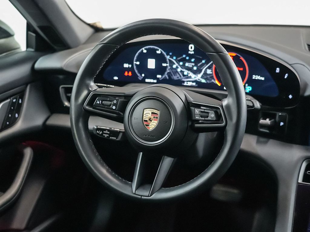 Thumbnail: 2024 Porsche Taycan - 12