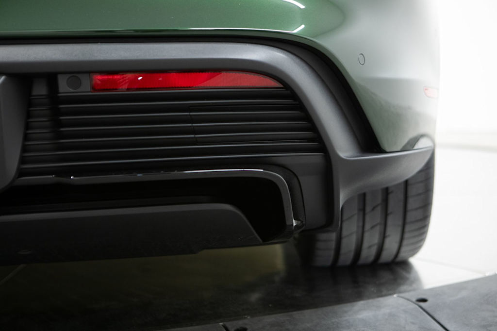 Thumbnail: 2026 Porsche Taycan - 37
