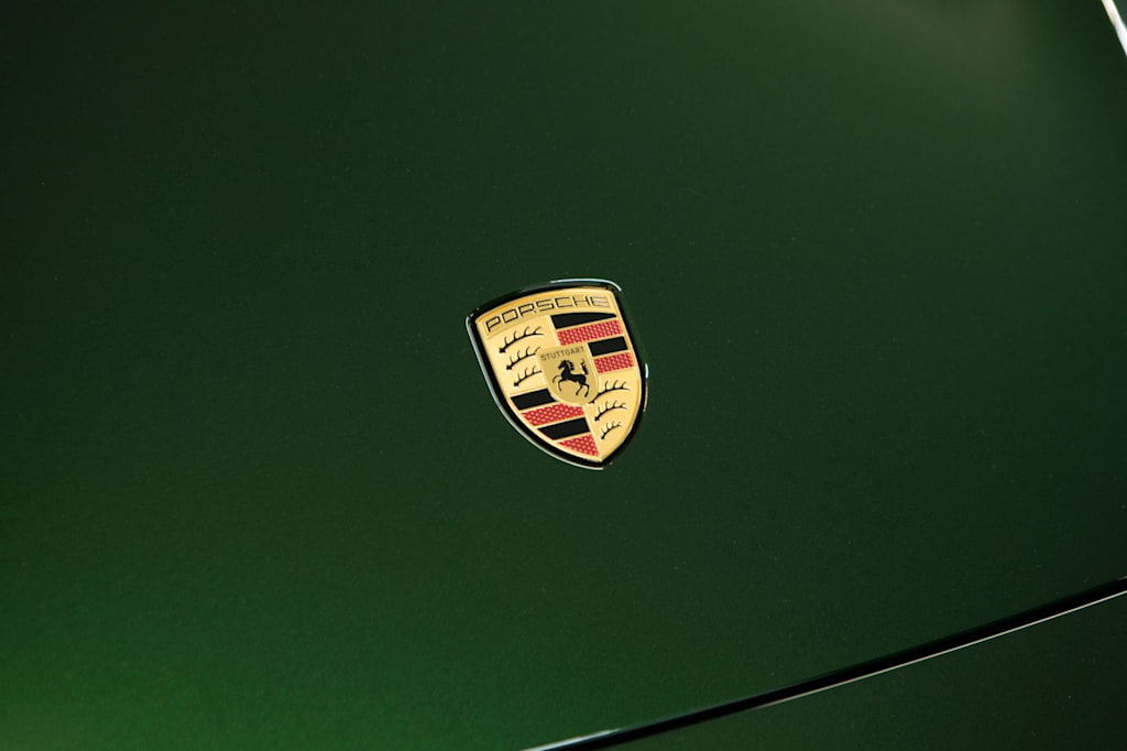 Thumbnail: 2026 Porsche Taycan - 23