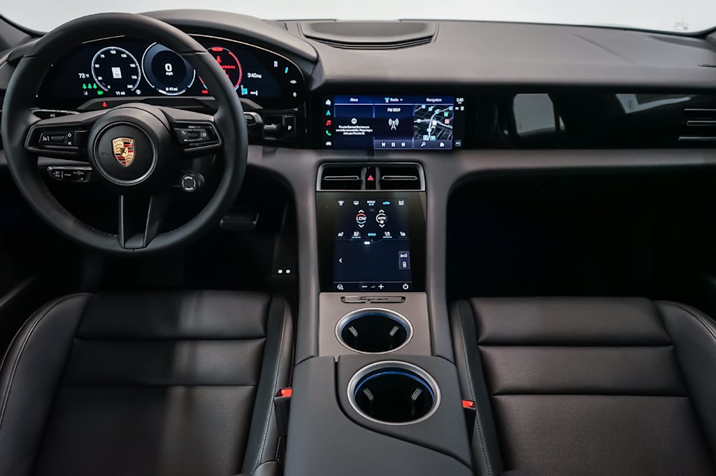 Thumbnail: 2026 Porsche Taycan - 8