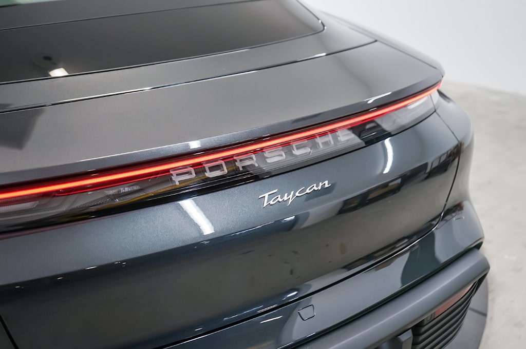 Thumbnail: 2026 Porsche Taycan - 20