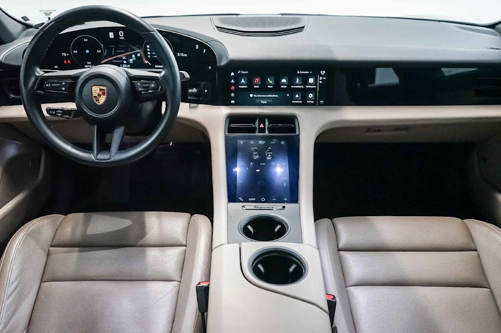 Thumbnail: 2022 Porsche Taycan - 8