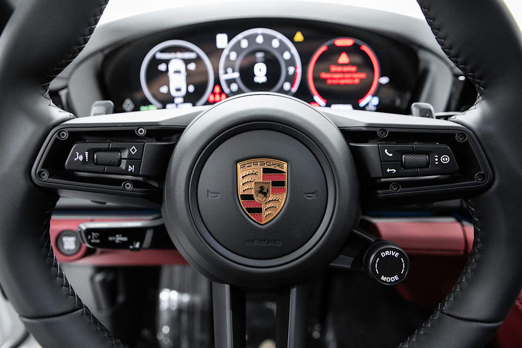 Thumbnail: 2026 Porsche Panamera - 18