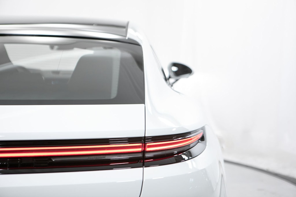 Thumbnail: 2026 Porsche Panamera - 22