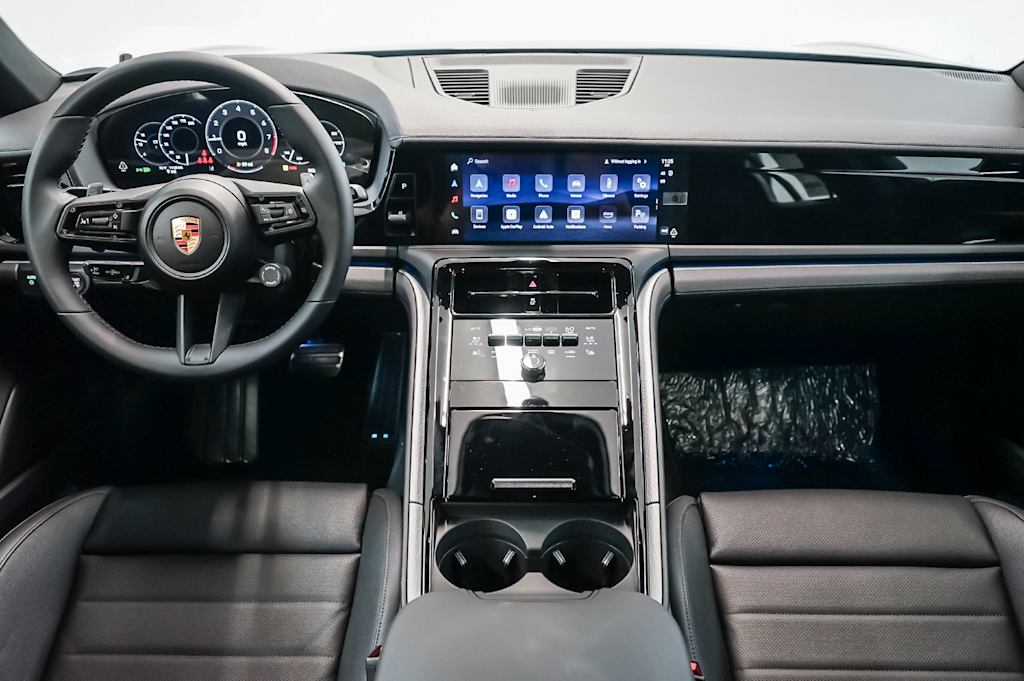Thumbnail: 2026 Porsche Panamera - 9