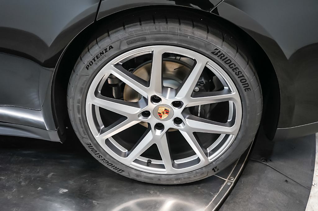 Thumbnail: 2026 Porsche Panamera - 7