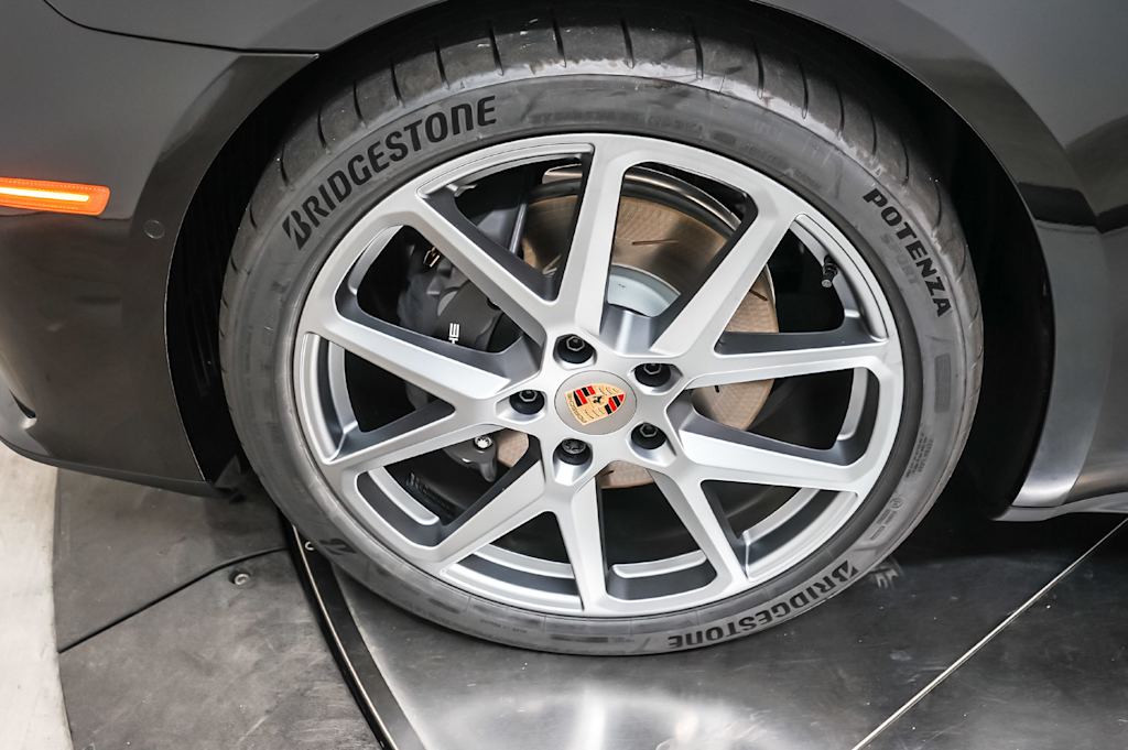 Thumbnail: 2026 Porsche Panamera - 24