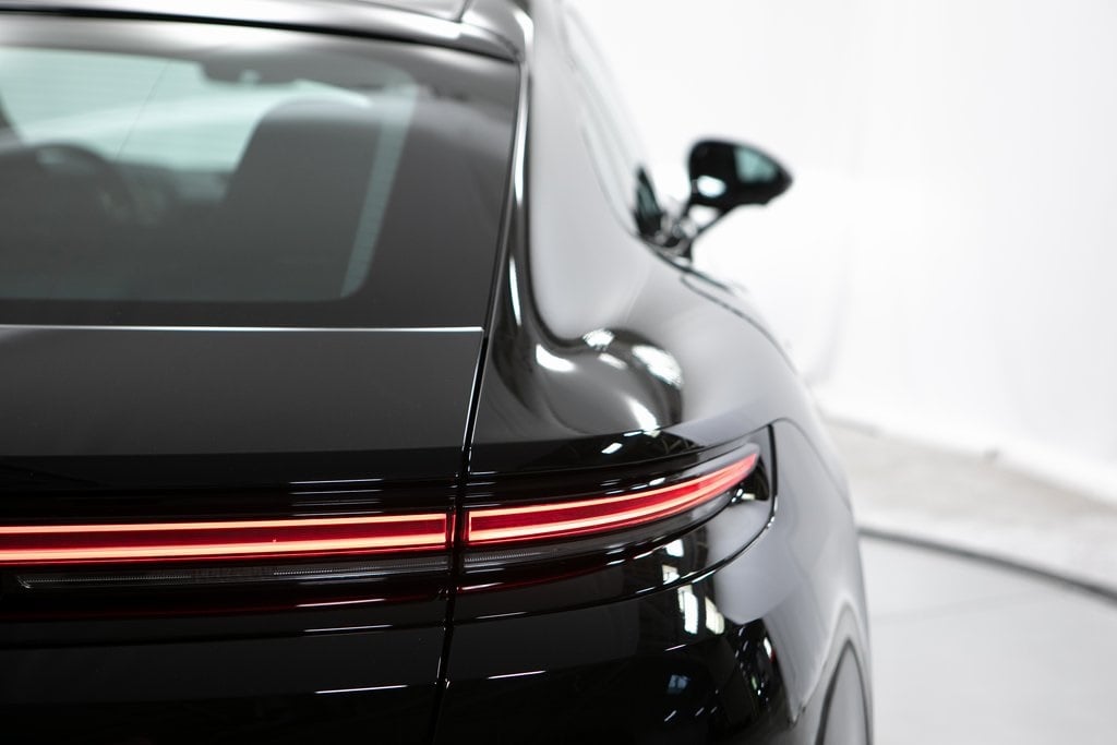 Thumbnail: 2025 Porsche Panamera - 37