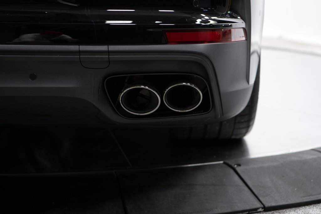 Thumbnail: 2025 Porsche Panamera - 36