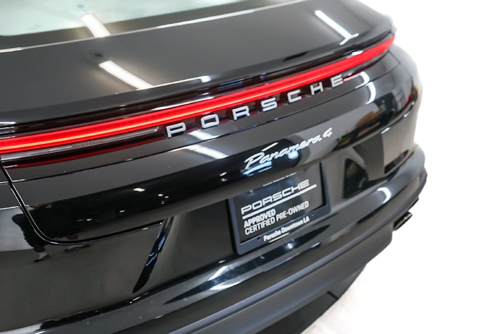 Thumbnail: 2025 Porsche Panamera - 22