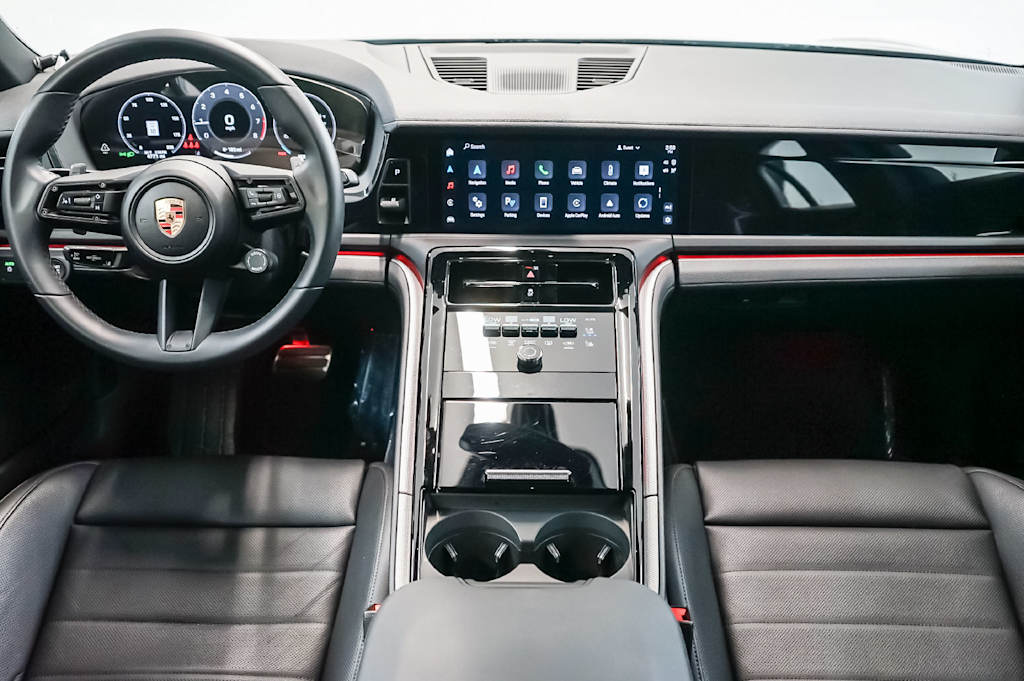 Thumbnail: 2025 Porsche Panamera - 8