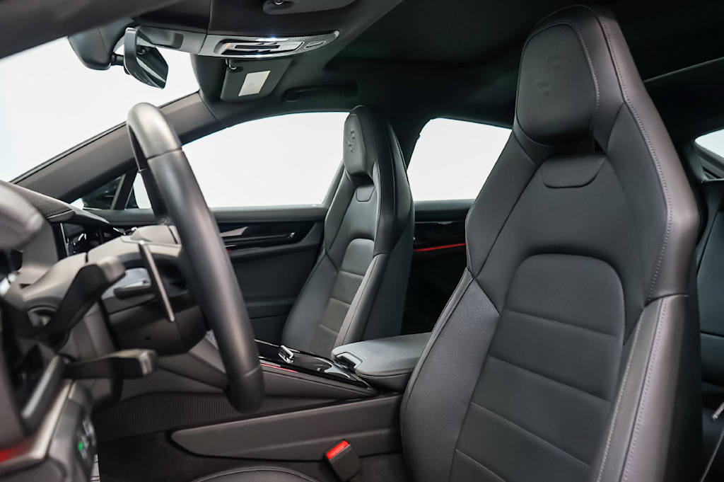 Thumbnail: 2025 Porsche Panamera - 9