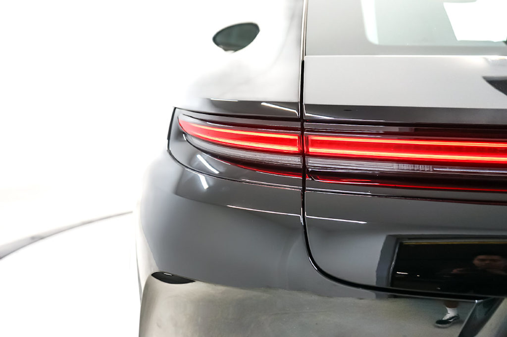 Thumbnail: 2025 Porsche Panamera - 21