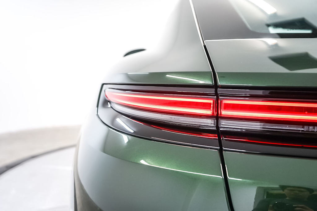 Thumbnail: 2026 Porsche Panamera - 23
