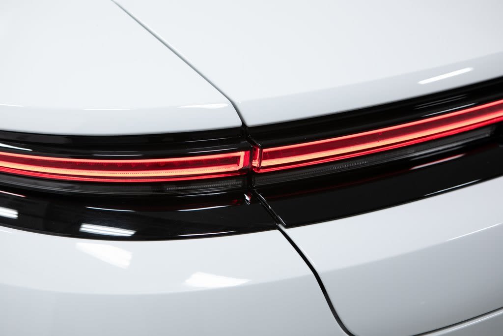 Thumbnail: 2025 Porsche Panamera - 34