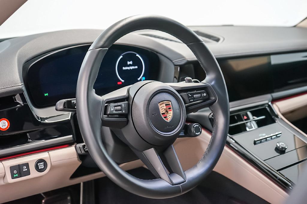 Thumbnail: 2025 Porsche Panamera - 2