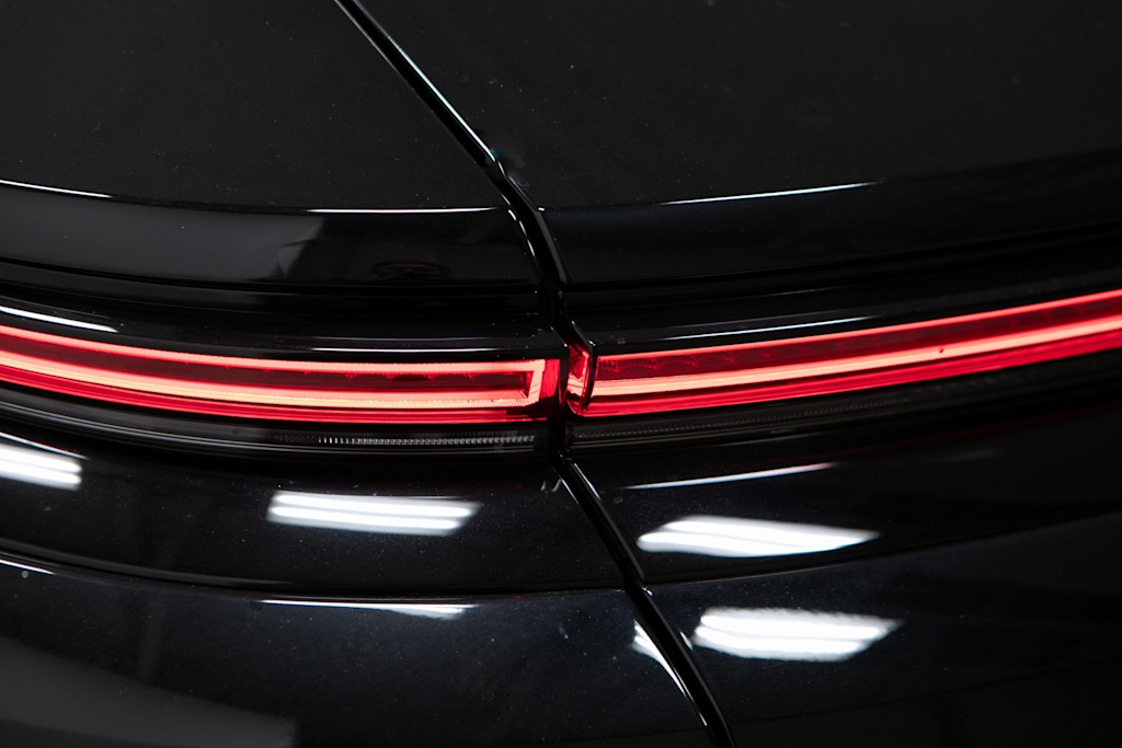 Thumbnail: 2025 Porsche Panamera - 33