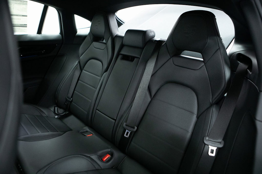 Thumbnail: 2025 Porsche Panamera - 29