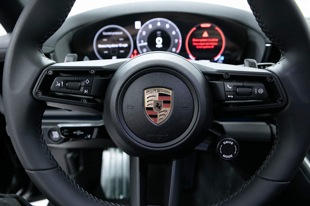 Thumbnail: 2025 Porsche Panamera - 18