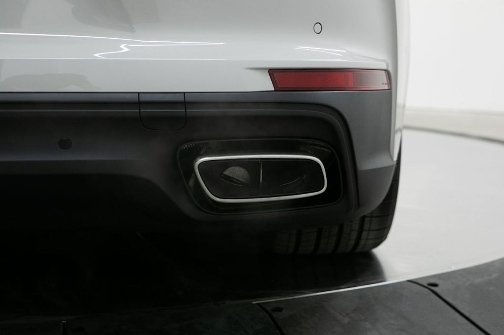 Thumbnail: 2026 Porsche Panamera - 35