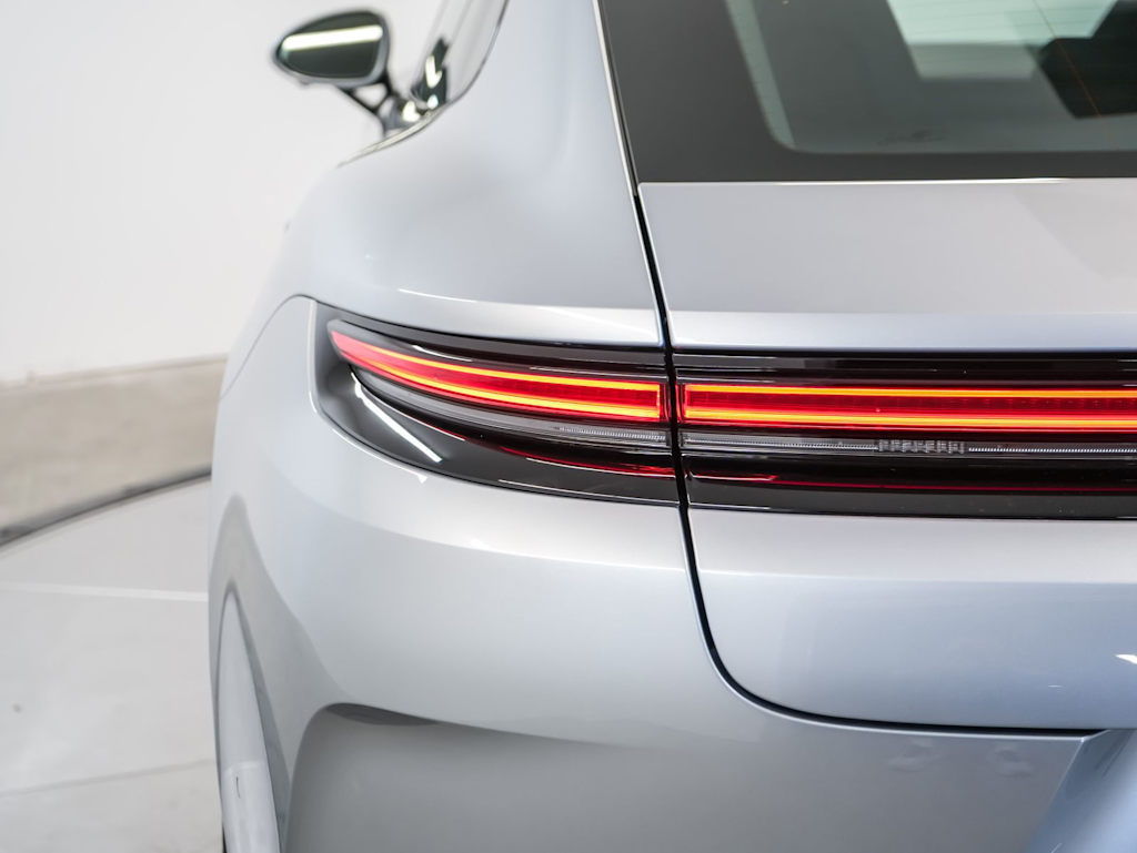 Thumbnail: 2026 Porsche Panamera - 7