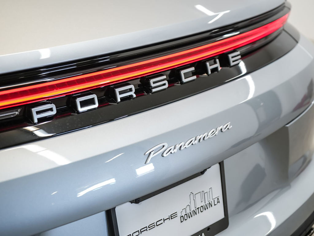 Thumbnail: 2026 Porsche Panamera - 21