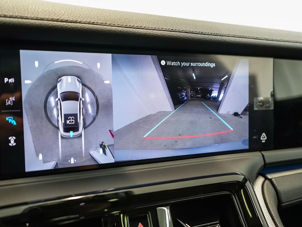Thumbnail: 2026 Porsche Panamera - 15