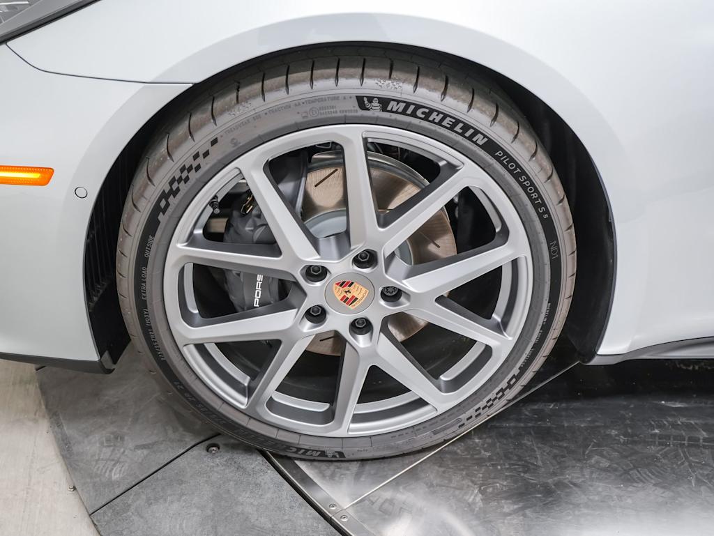 Thumbnail: 2026 Porsche Panamera - 22